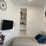 Apartment Vibes